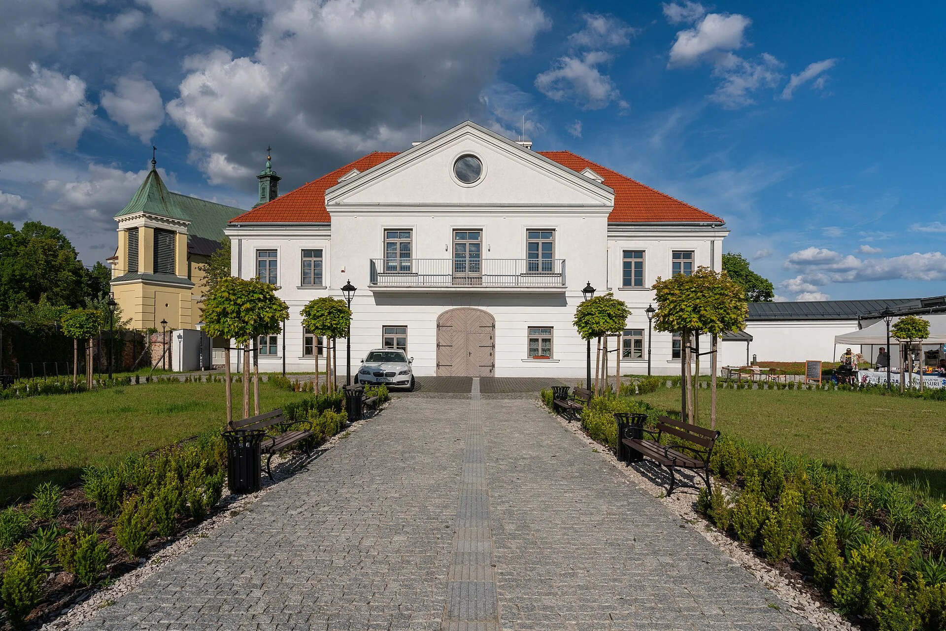 Raszyn - Raszyn, Zajazd, ob. ratusz